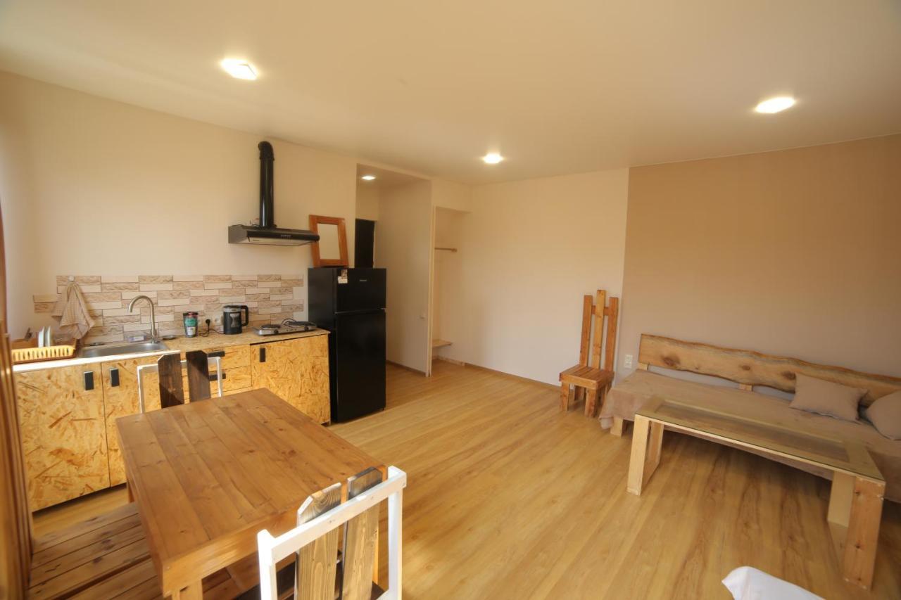 "Stairs"Guest House Erivan Exterior foto